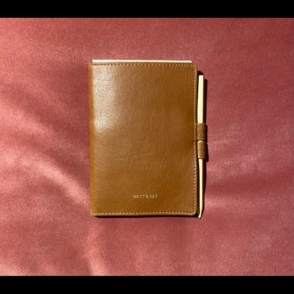 Authentic Matt & Nat notebook pad pencil in tan - Picture 5 of 7